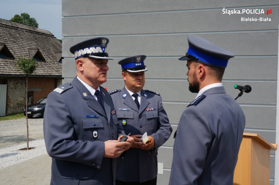 Radiowóz z gratulacjami od ministra - foto
