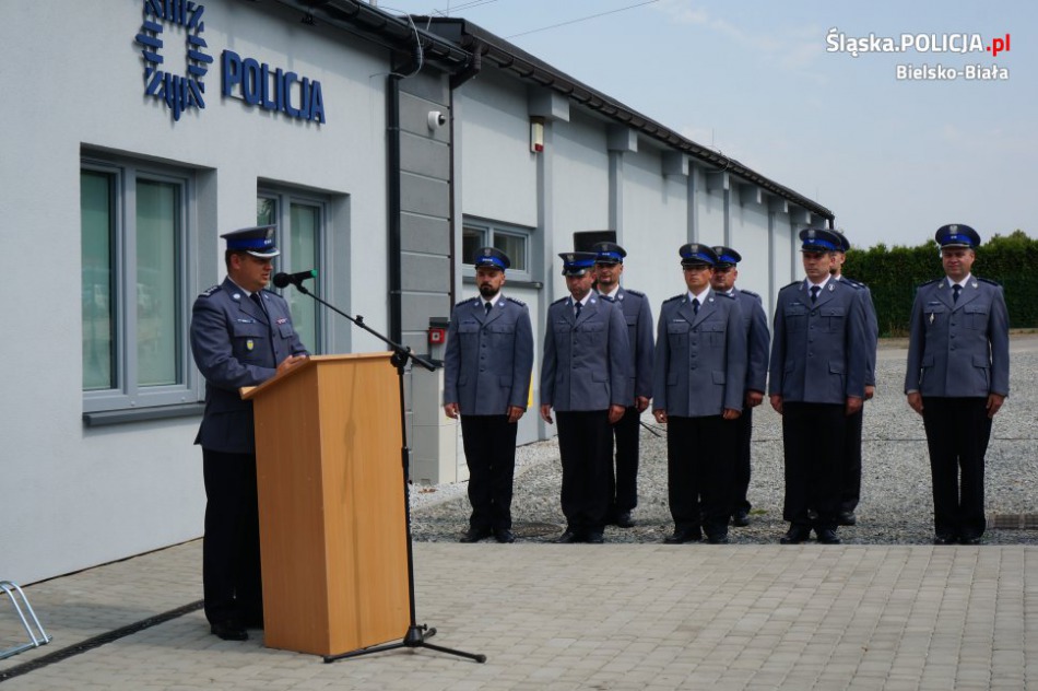 Radiowóz z gratulacjami od ministra - foto