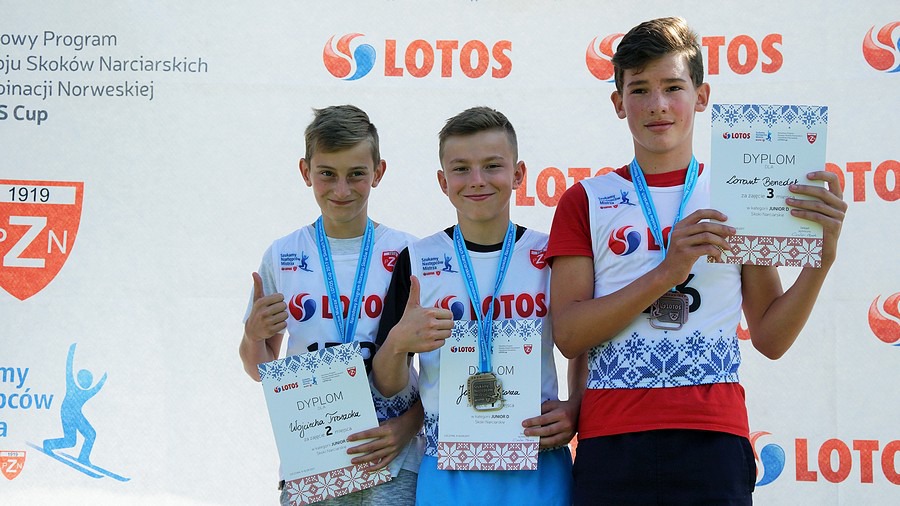 Najmłodsi latali w słońcu - foto