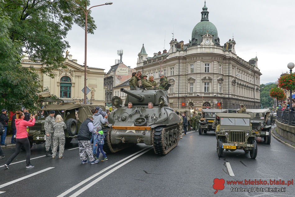 Sherman pod zamkiem