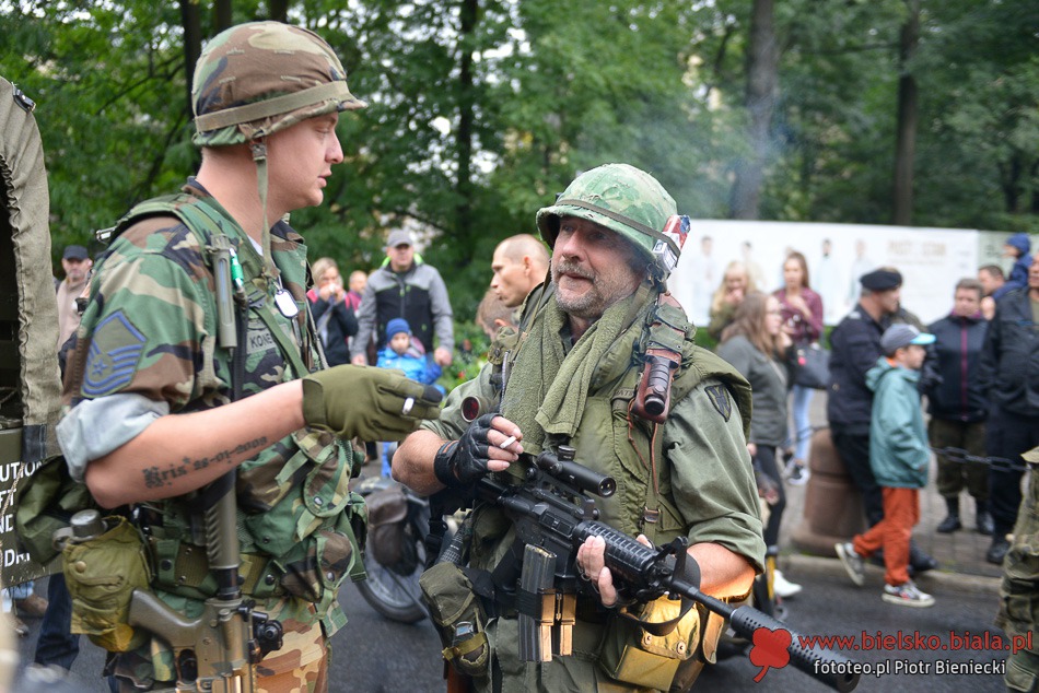 Sherman pod zamkiem
