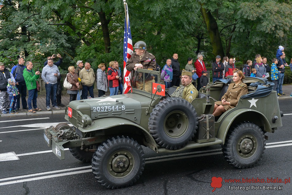 Sherman pod zamkiem