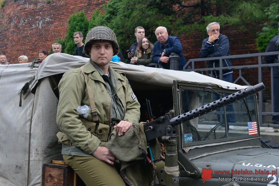 Sherman pod zamkiem