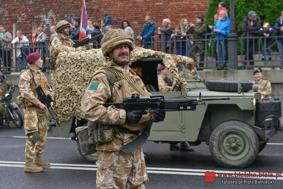 Sherman pod zamkiem