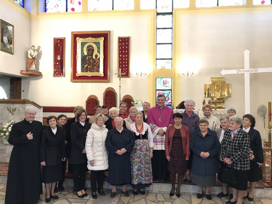 Biskup pojechał na wieś - foto