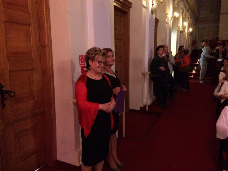 Kongres z Czarnym Protestem w tle - foto