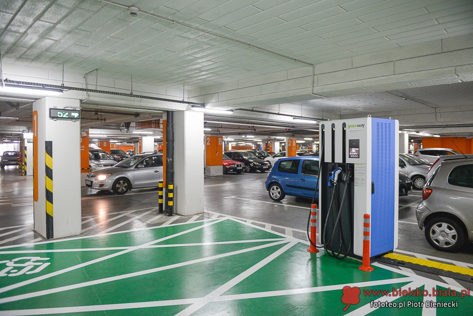 Szybkie ładowanie w Gemini Park - foto