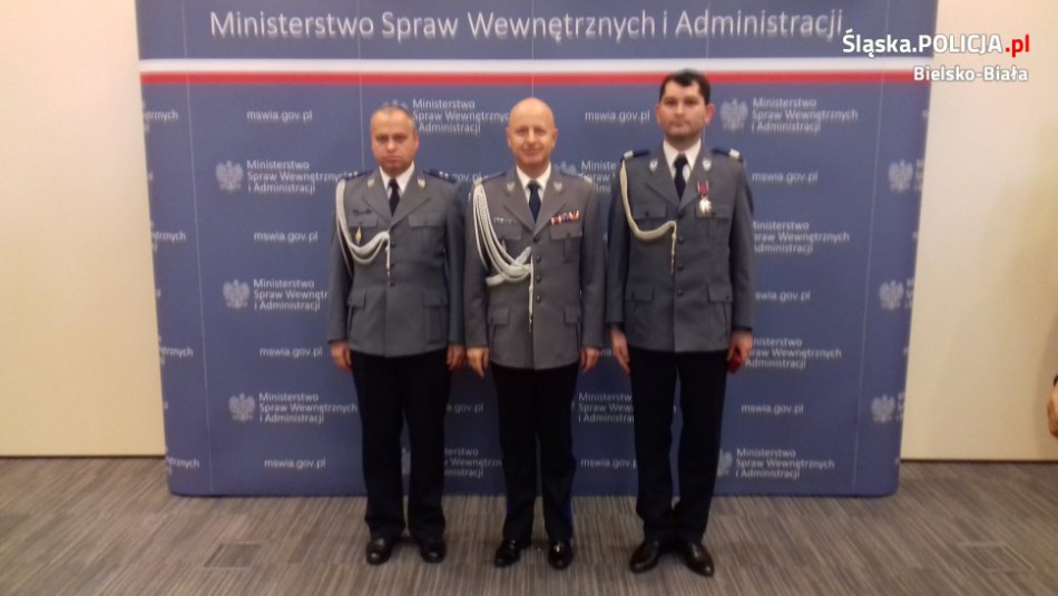 Minister Błaszczak uhonorował bohaterów - foto