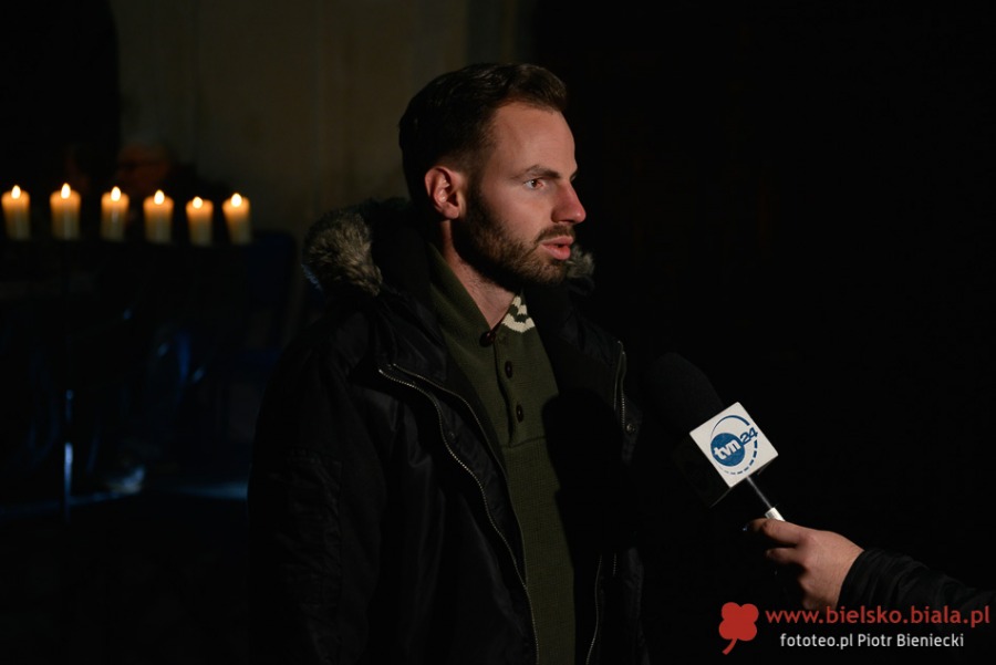 Widowisko na cmentarzu. Byliśmy pod wrażeniem