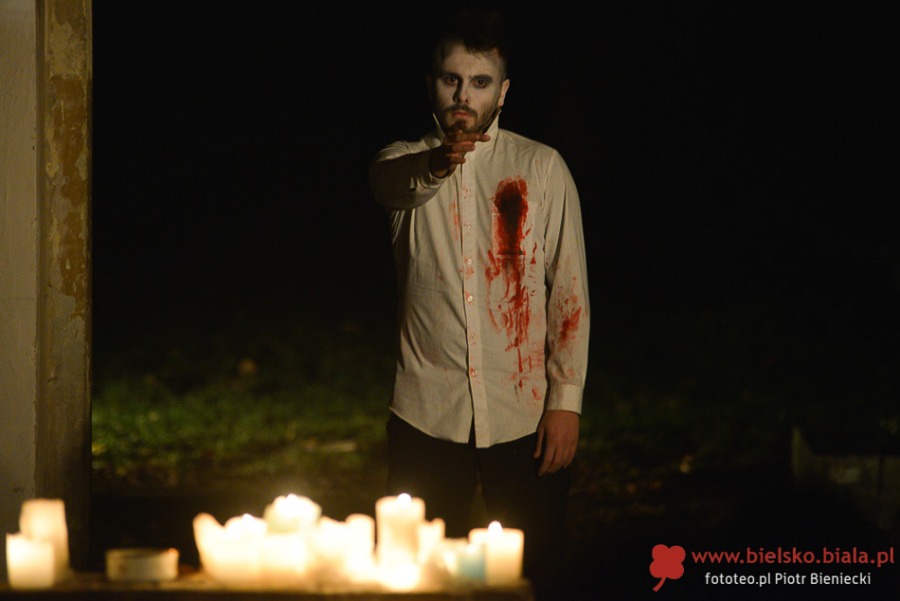 Widowisko na cmentarzu. Byliśmy pod wrażeniem