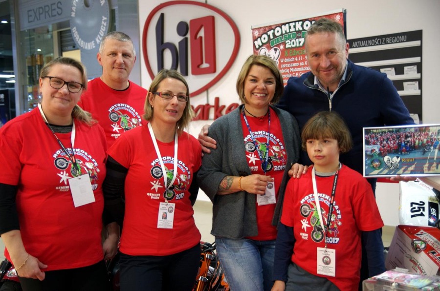 Motocykliści chcą zdążyć z prezentami - foto