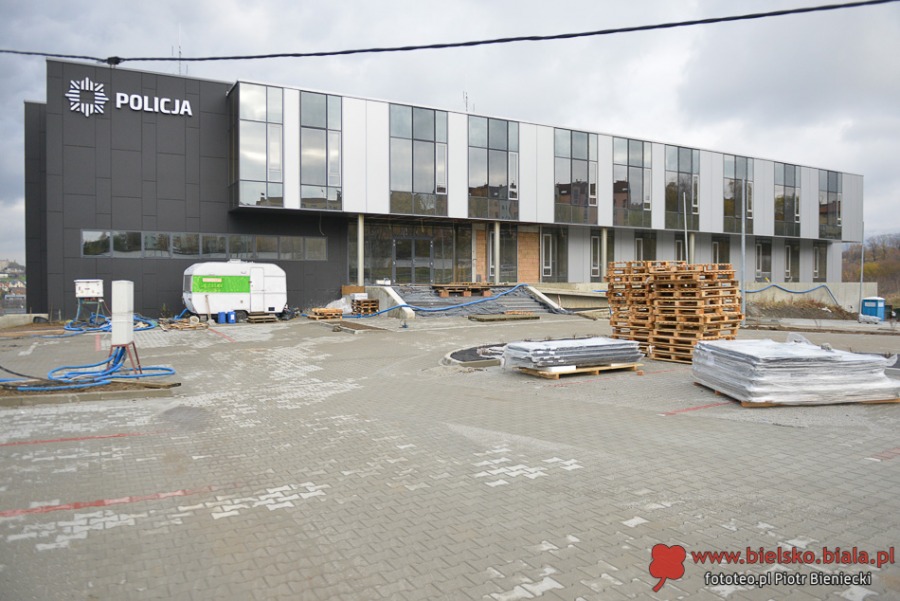 Rośnie komenda. Tak to wygląda od środka