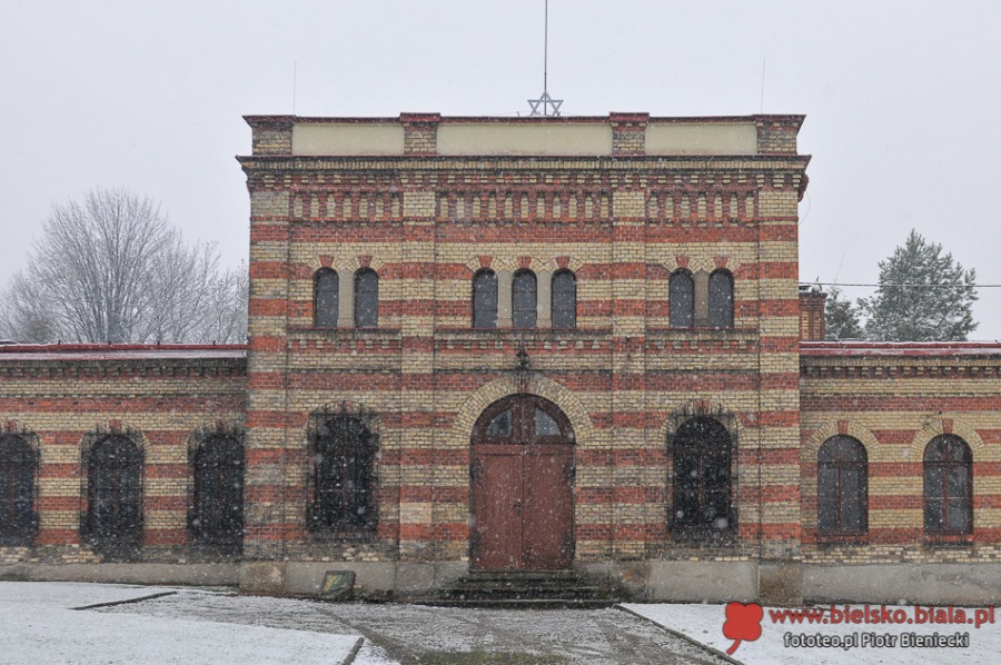 Tajemnica nagrobków zatopionych w rzece