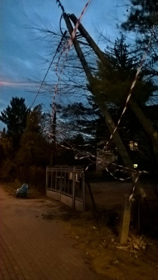 Tauron robi co może. Apel z ul. Karbowej - foto