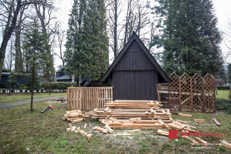 Szopka z żywymi zwierzętami w Mikuszowicach
