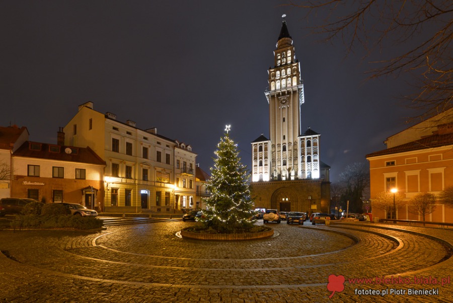 Bielsko-Biała pięknieje po zmroku