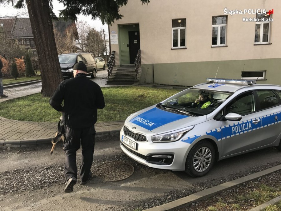 Pełna mobilizacja policji z udziałem BOR - foto