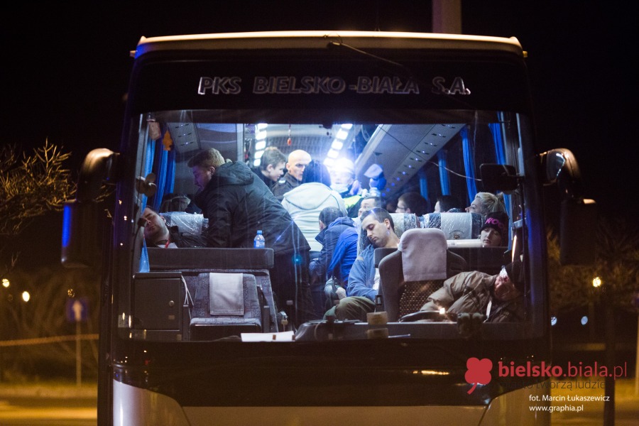 Nocny atak terrorystów. Akcja ratownicza (ZDJĘCIA)