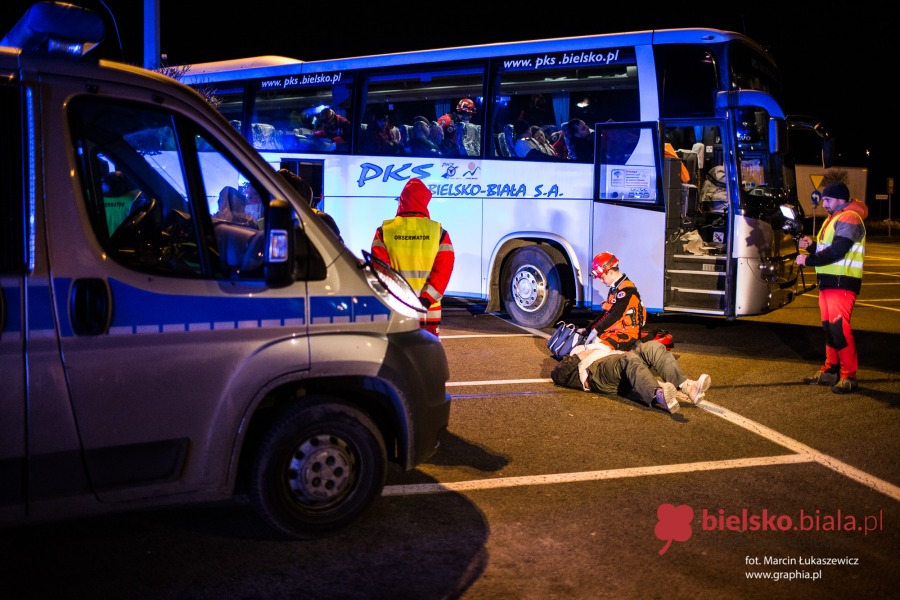 Nocny atak terrorystów. Akcja ratownicza (ZDJĘCIA)