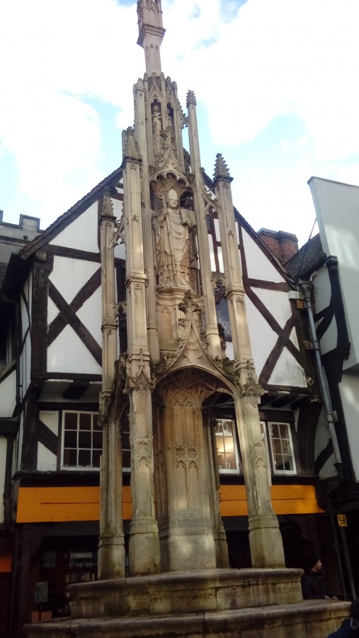 Bielszczanie w Portsmouth. Zajadając rybę z groszkiem