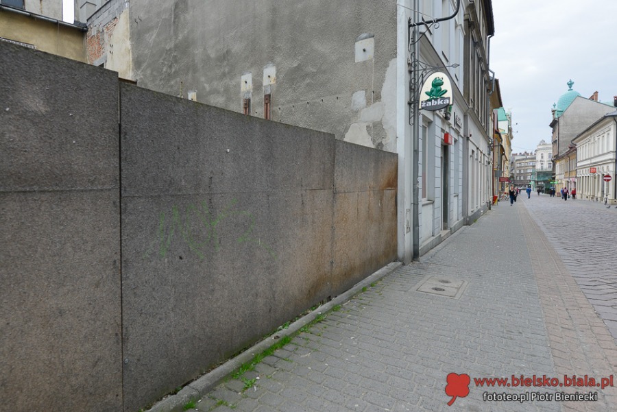 Nędza i sukces w centrum Bielska-Białej