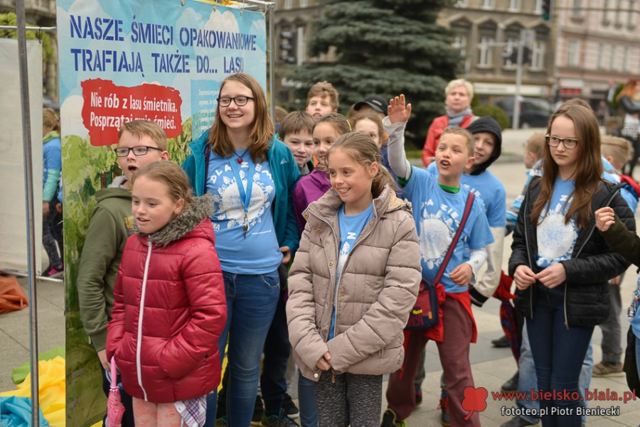 Kolorowo na placu Chrobrego. Ruszyła wielka akcja - foto