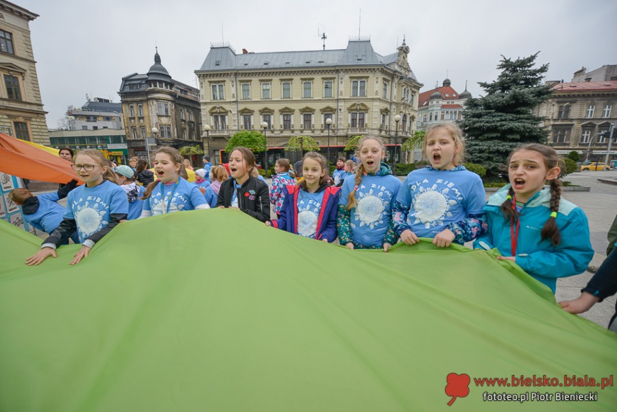 Kolorowo na placu Chrobrego. Ruszyła wielka akcja - foto