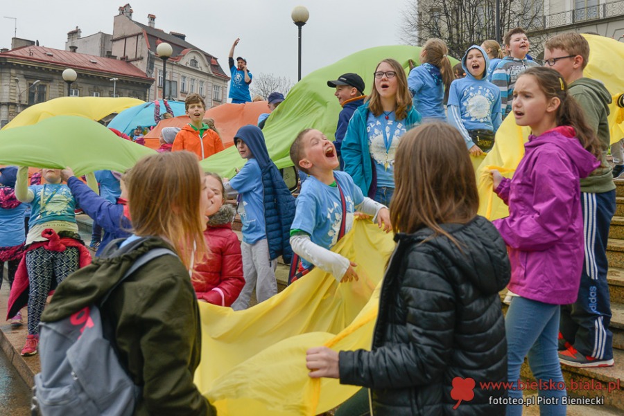 Kolorowo na placu Chrobrego. Ruszyła wielka akcja - foto