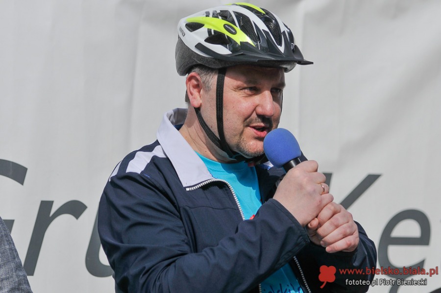 Pogoda dopisuje rowerzystom. Wyjątkowa frekwencja na rajdzie - foto