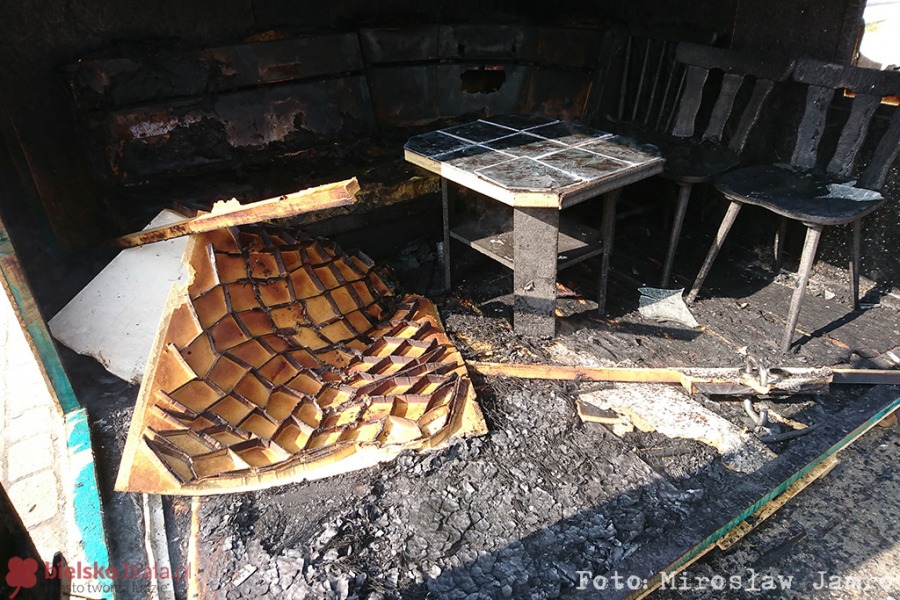 Podkładali ogień i gasili. Spektakularne pokazy ochotników