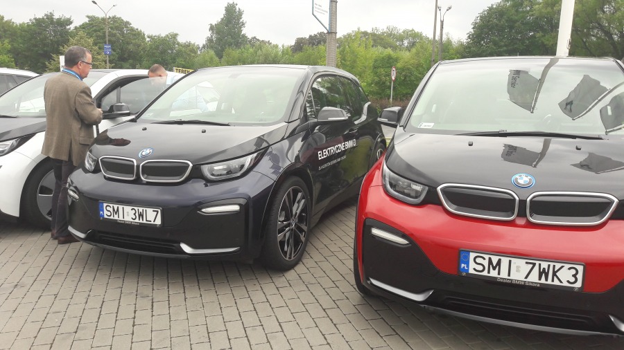 Bezpłatny prąd w nowej stacji. Test elektryka w ruchu miejskim - ZDJĘCIA