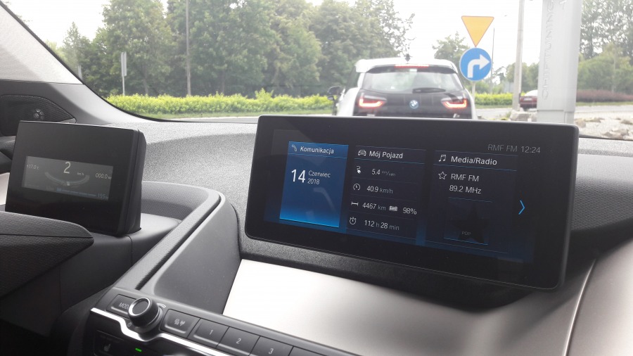 Bezpłatny prąd w nowej stacji. Test elektryka w ruchu miejskim - ZDJĘCIA
