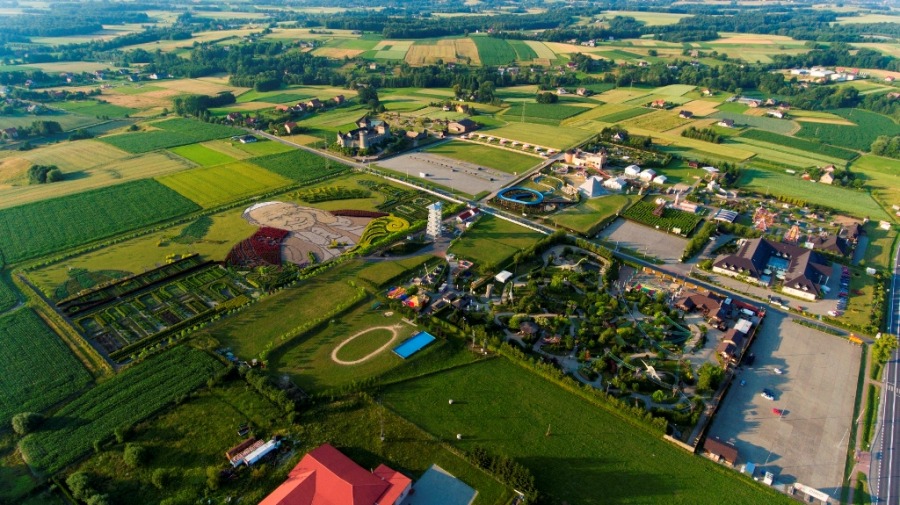Atrakcje na wakacje: Niezwykły obraz z nowej wieży widokowej - foto