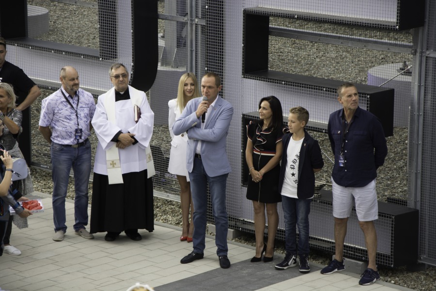 Kosmos w Energylandii. Przy tej prędkości gumki z włosów spadają!