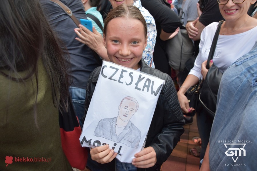 Wielki koncert na placu Bolka i Lolka. Czesław ma głos!