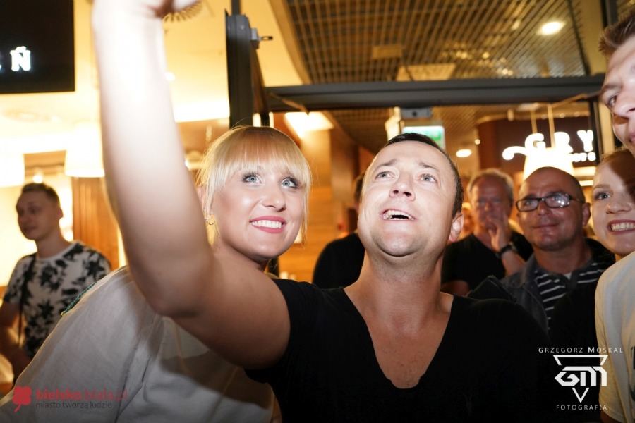 Wielki koncert na placu Bolka i Lolka. Czesław ma głos!