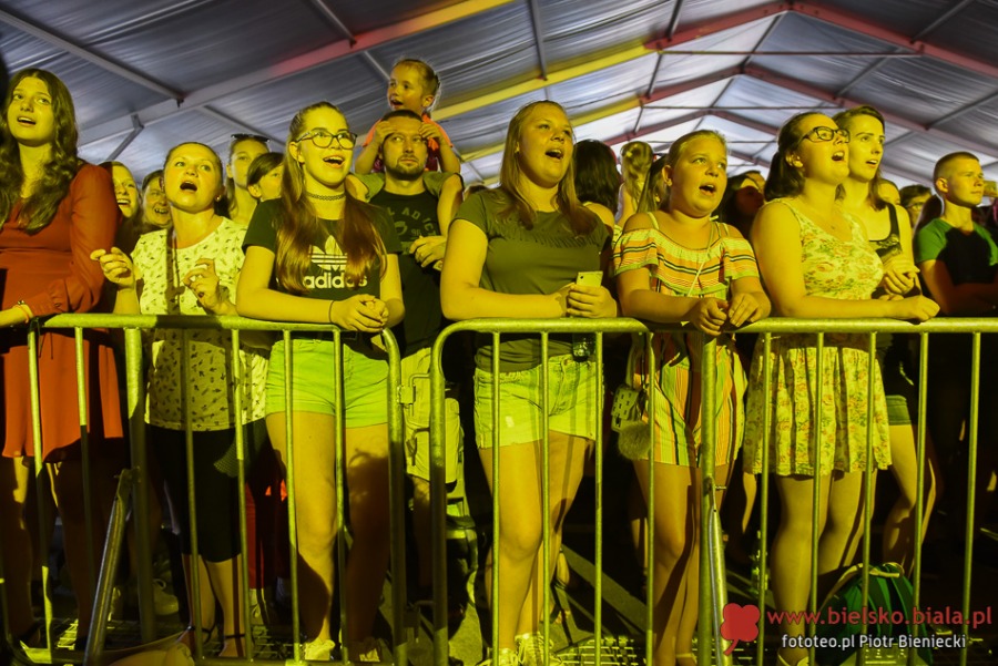 Wielkie hity pod Dębowcem. Publiczność głośno domagała się bisów