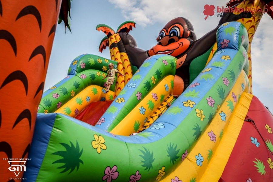 Oberwanie chmury na pikniku lotniczym. Tak latają tylko mistrzowie!
