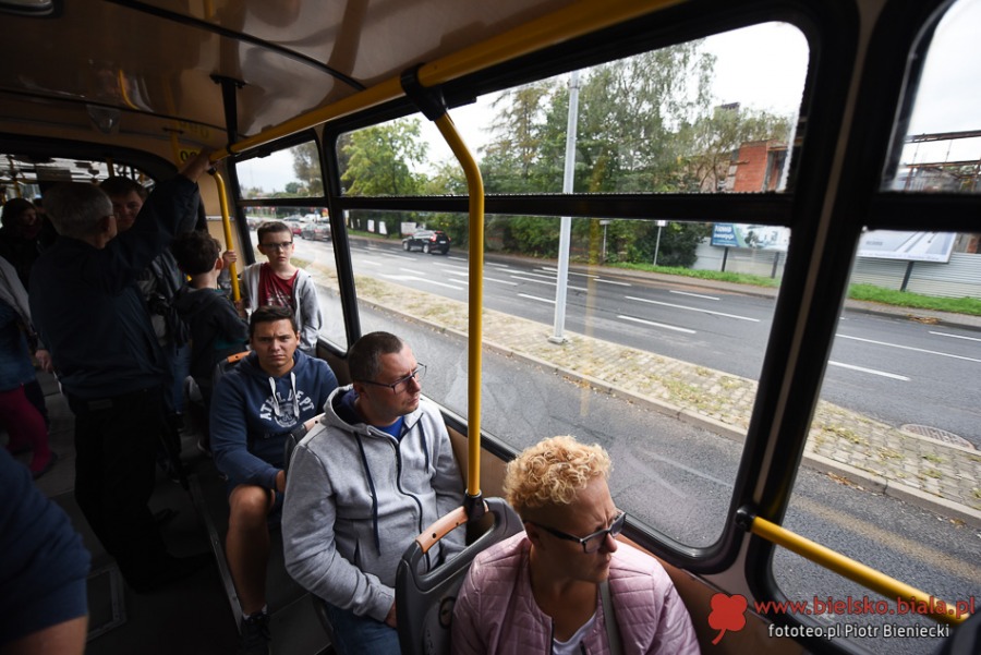 Historyczny kurs kultowego autobusu. Dyrektor MZK przedstawia