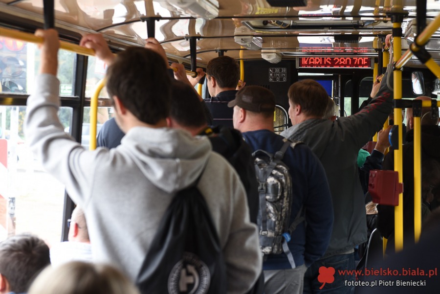 Historyczny kurs kultowego autobusu. Dyrektor MZK przedstawia
