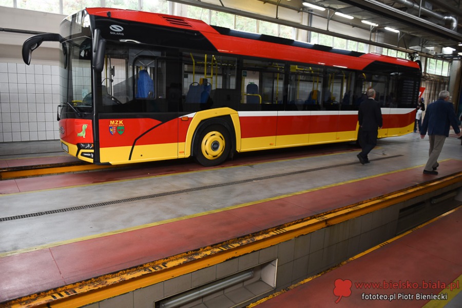 Historyczny kurs kultowego autobusu. Dyrektor MZK przedstawia