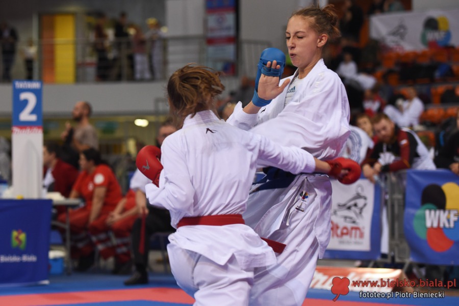 Bielsko-Biała rządzi w karate. Świat walczy dziś pod Dębowcem