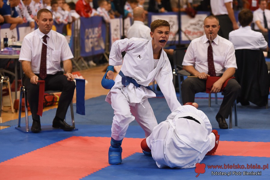Bielsko-Biała rządzi w karate. Świat walczy dziś pod Dębowcem