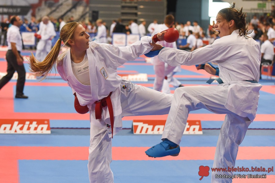 Bielsko-Biała rządzi w karate. Świat walczy dziś pod Dębowcem