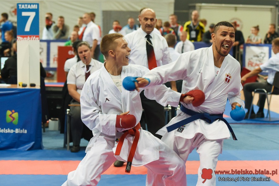 Bielsko-Biała rządzi w karate. Świat walczy dziś pod Dębowcem