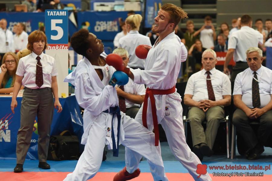 Bielsko-Biała rządzi w karate. Świat walczy dziś pod Dębowcem