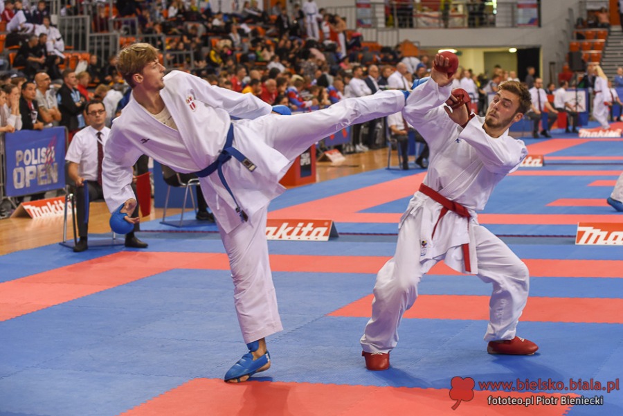 Bielsko-Biała rządzi w karate. Świat walczy dziś pod Dębowcem