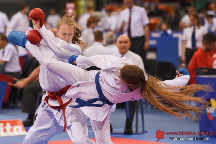 Bielsko-Biała rządzi w karate. Świat walczy dziś pod Dębowcem