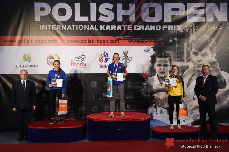 Bielsko-Biała rządzi w karate. Świat walczy dziś pod Dębowcem