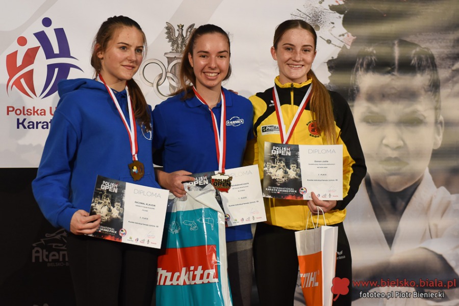 Bielsko-Biała rządzi w karate. Świat walczy dziś pod Dębowcem